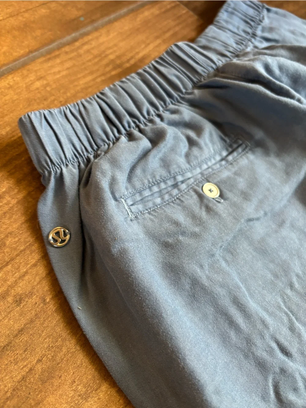 Lululemon Pleated Wide Leg Pants Blue Gray Tencel Size 4